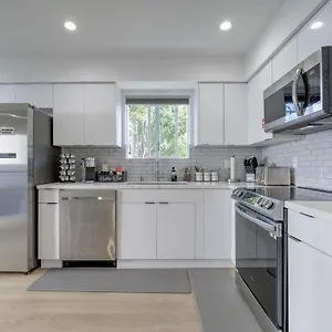  Apartment Modern In