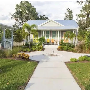 https://sunny-side-cottages.hotelstampa.org