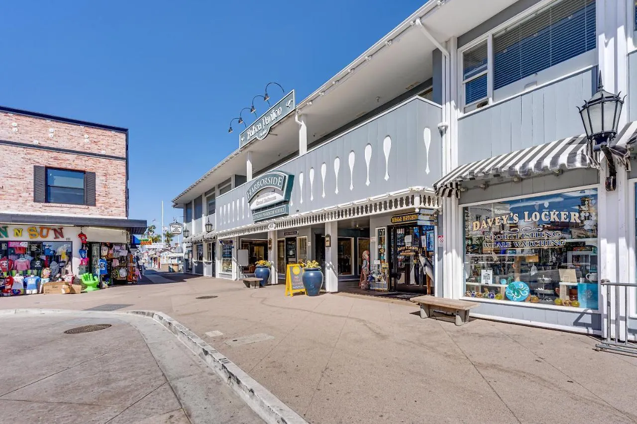 Newport Beach Vacation Rental Steps To Shore!